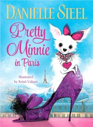 Pretty Minnie in Paris