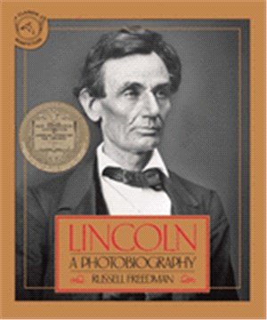 Lincoln  : a Photobiography