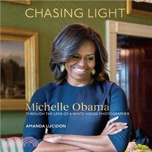 Chasing Light ─ Michelle Obama Through the Lens of a White House Photographer