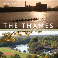 The Thames :a photographic j...