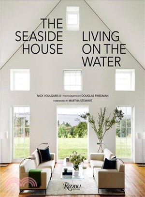 The Seaside House ─ Living on the Water