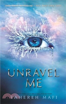 Shatter Me: # 2 Unravel Me (英國版) (平裝版)