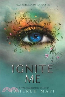 Shatter Me: # 3 Ignite Me (英國版) (平裝版)