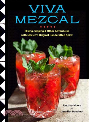 Viva mezcal :sipping, mixing...
