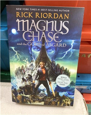 NG書-The Ship of the Dead (Magnus Chase and the Gods of Asgard, Book 3) (平裝本)