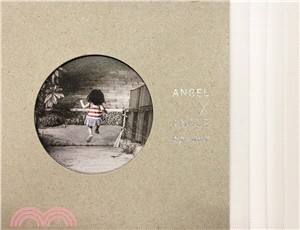 ANGEL X ANGLE：楊安琪攝影集