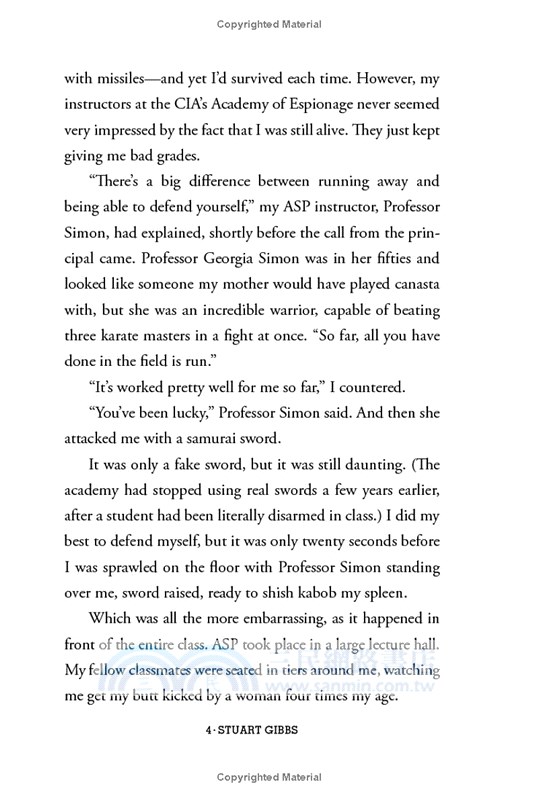 #4: Spy Ski School (平裝本)(Spy School)