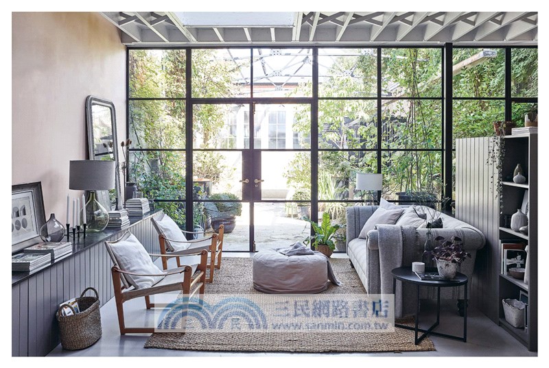 The White Company, For the Love of White: The White & Neutral Home