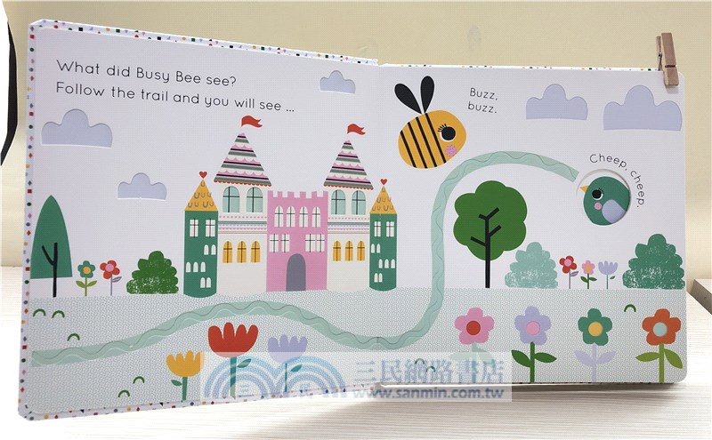 What did Busy Bee see? - Tiny Town Touch and Trace (硬頁書)