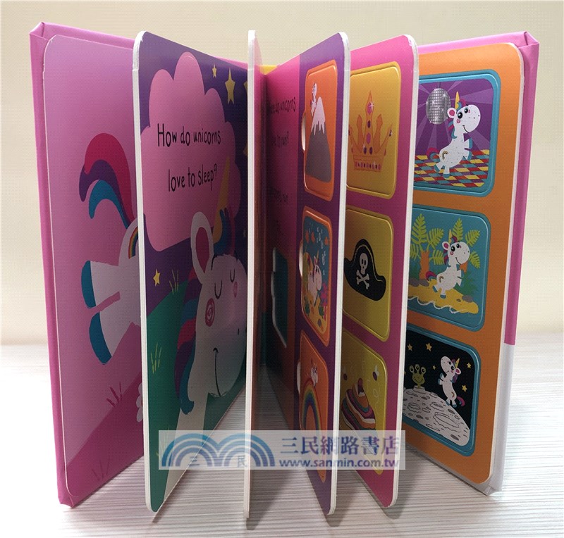 A Story Play Book: Unicorns Love Rainbow Pants! (硬頁拼圖書)