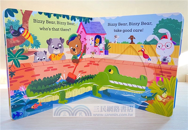 Bizzy Bear: Zoo Ranger (1玩偶+1硬頁書) *附音檔QRcode*