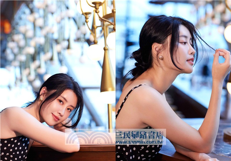 亦如初見：YUNA林真亦寫真（隨書加贈：珍藏海報；二款隨機一款）