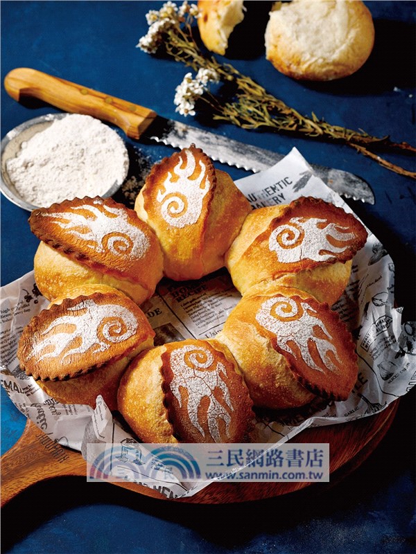 陳永信世界麵包冠軍技法：傳統法國、天然酵母、健康營養、維也納、文化特色、三明治、藝術麵包，雙料冠軍親授示範世界大賽指定配方與技巧，邁向專業職人的必備工具書
